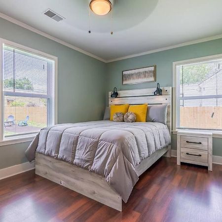 Mika Springs Beach Inspired Home! Memphis Exterior photo